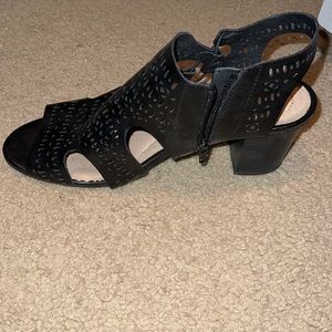 Avenue cloud walker heels black 11w